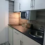 Apartmán V4 *
